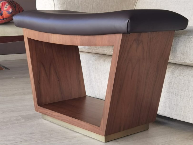 Leather Bench thumbnail 3