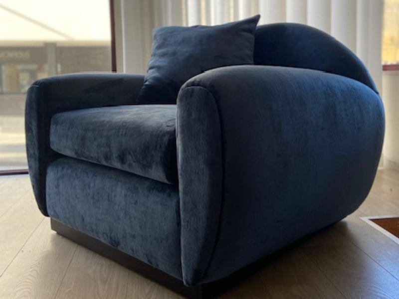 Mary Sofa